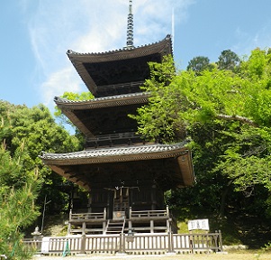 熊野神社三重の塔
