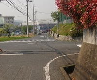 鴨方中横の道