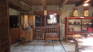 野崎邸の台所