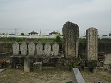 汐入川西のお墓で