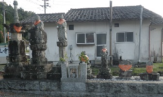 泰山寺の石仏