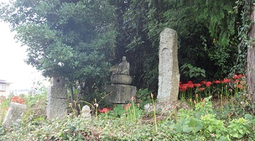 佐良神社下の石仏