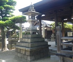 祇園神社の常夜燈