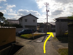 由加道標までの道③