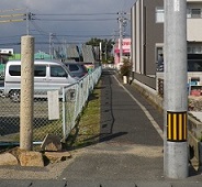 鴨池八幡宮への道