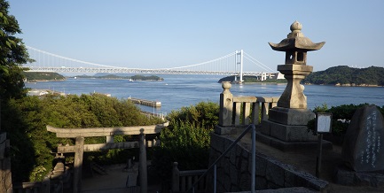 祇園神社からの瀬戸大橋