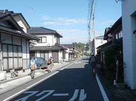 誕生寺道