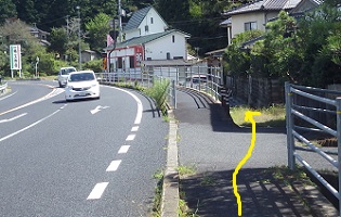 細い道