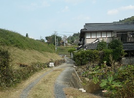 下二ヶの道