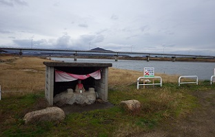 百間川原の祠