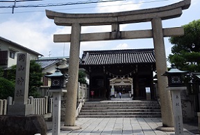 岡山神社鳥居