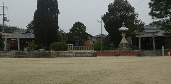 龍神社境内