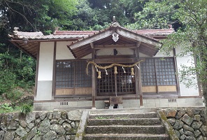 龍川神社拝殿