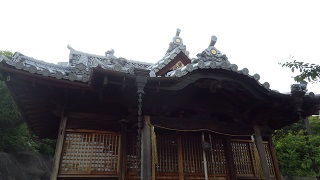 四柱神社拝殿